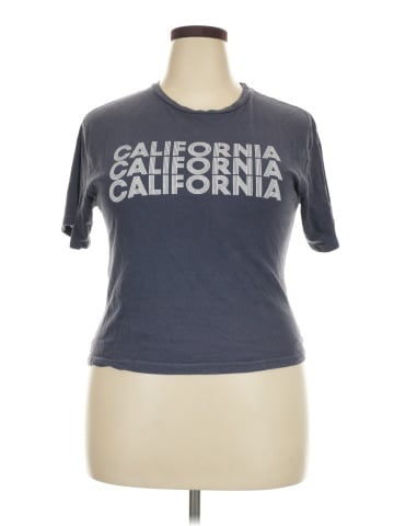 Brandy Melville Short Sleeve T-Shirt (view 1)
