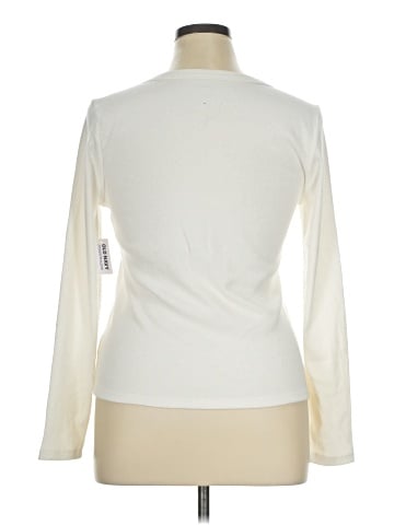 Old Navy Long Sleeve T-Shirt (view 2)