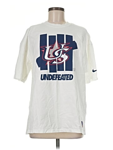 Nike Short Sleeve T-Shirt (view 1)